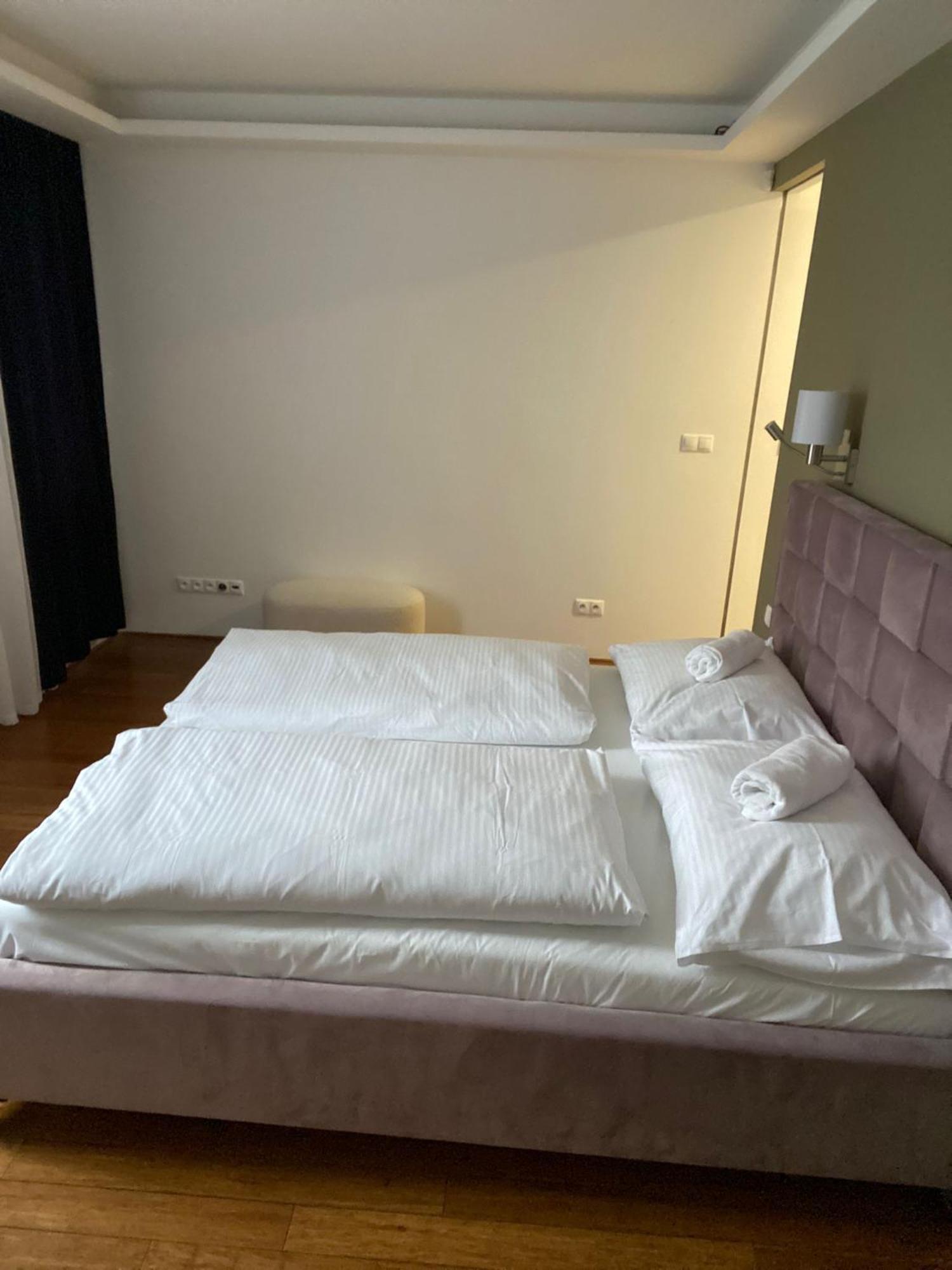 Old Town Apartment 브라티슬라바 외부 사진