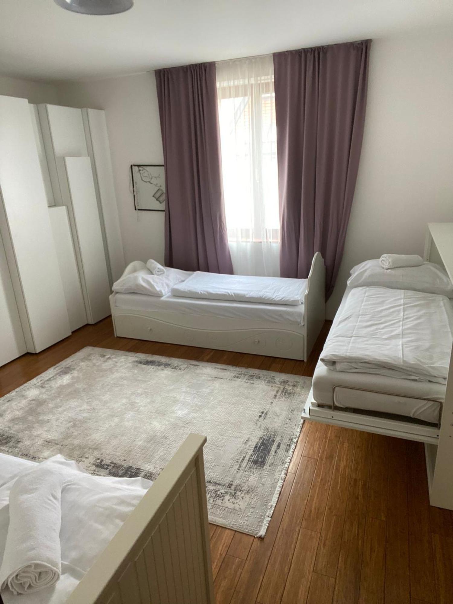 Old Town Apartment 브라티슬라바 외부 사진